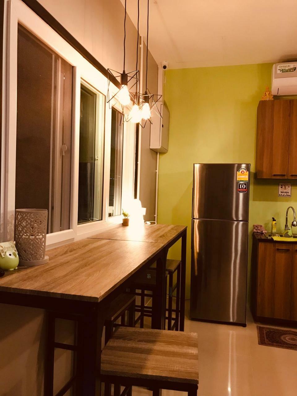 Baan Wararin Hostel Pattaya Exteriör bild